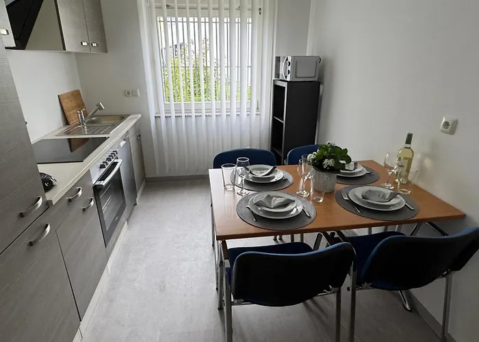 Charming In Historischer Polizeiwache Appartement Wuppertal